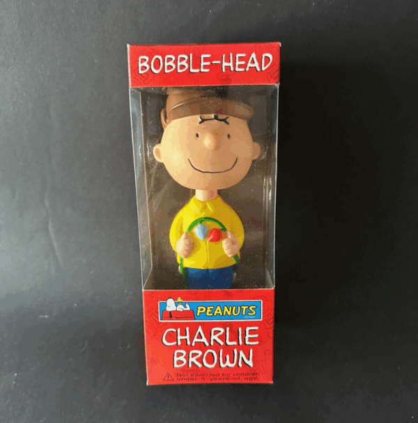 PEANUTS Christmas Charlie Lucy Snoopy Linus 4x bobble-head Funko - Image 2