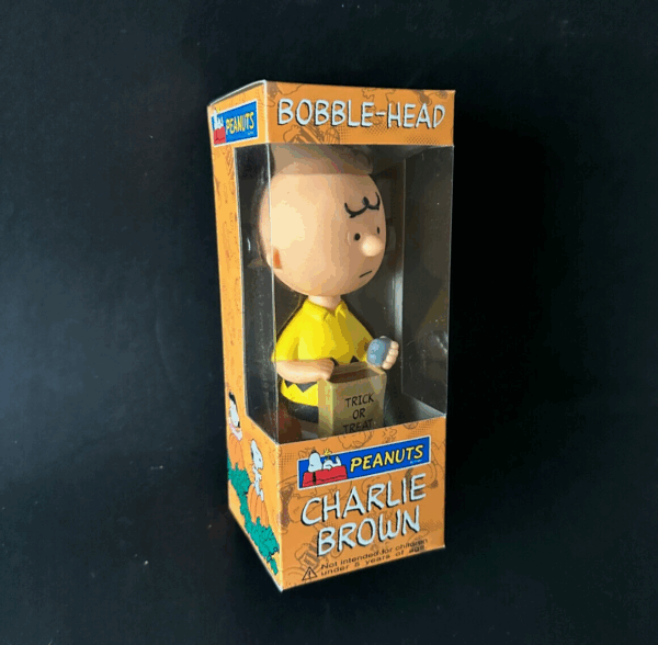 Peanuts CHARLIE BROWN Great Pumpkin bobble-head 15cm Funko Wacky Wobbler