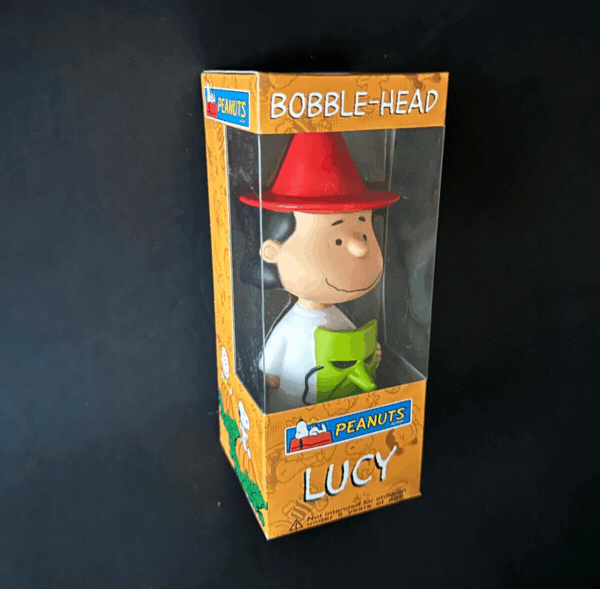 Peanuts LUCY Great Pumpkin PVC bobble-head 15cm Funko Wacky Wobbler