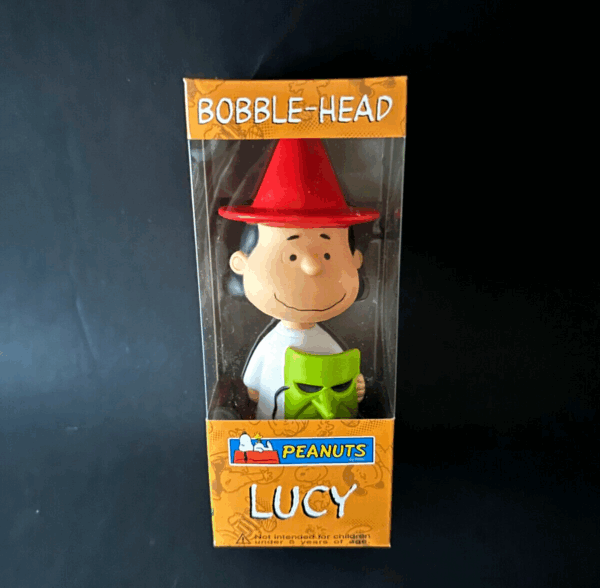 Peanuts LUCY Great Pumpkin PVC bobble-head 15cm Funko Wacky Wobbler - Image 2