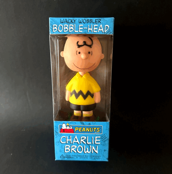 Peanuts CHARLIE BROWN Classic  bobble-head 15cm Funko Wacky Wobbler - Image 2