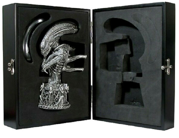 Alien Xenomorph bust 23cm pewter ltd 500 Palisades - Image 3