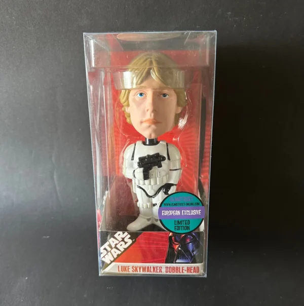 LUKE Storm Trooper bobble-head Funko Wacky Wobbler