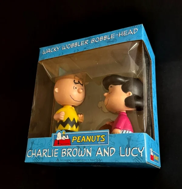 Peanuts CHARLIE and LUCY bobble-head 16cm Funko Wacky Wobbler - Image 3